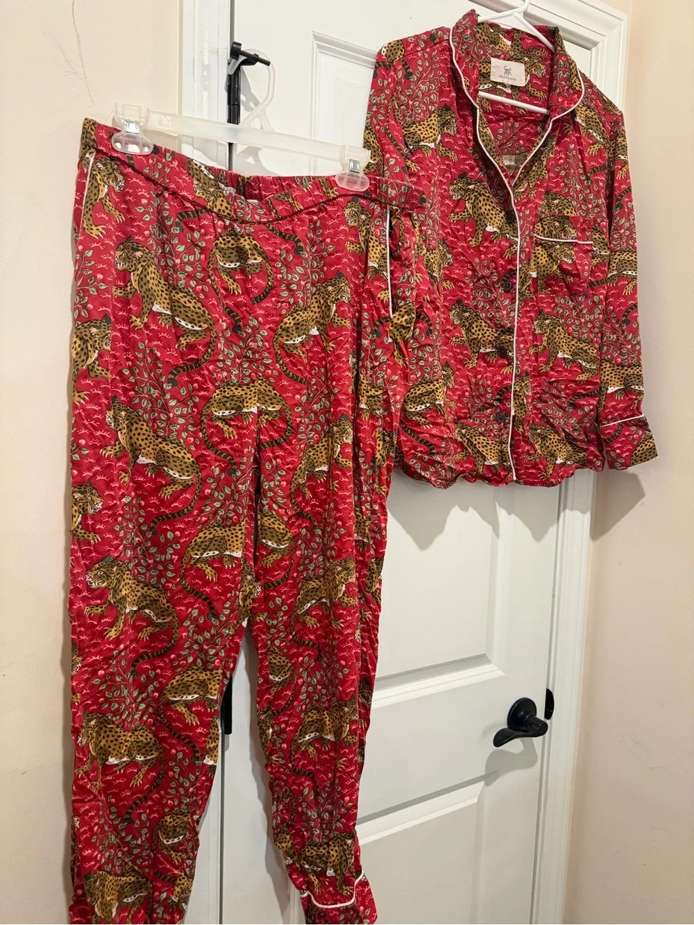 Printfresh Pajama Set Bagheera Cheetah Long Sleeve Button Pink Lightweight- Sz M